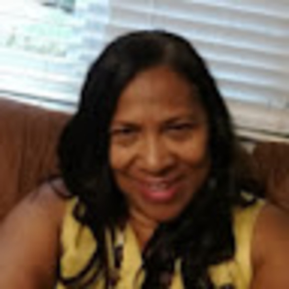 Meet your Posher, Debra - Picture 1 of 1